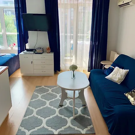 Esperanza Apartment *